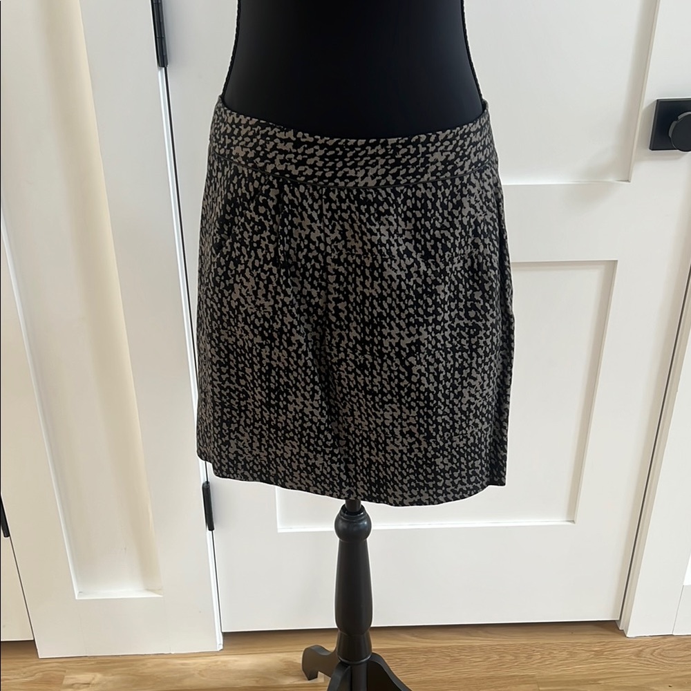 Stylish Black and Gray Women's Skirt